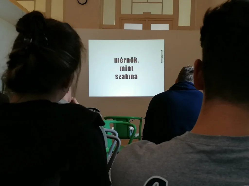 Továbbtamulás