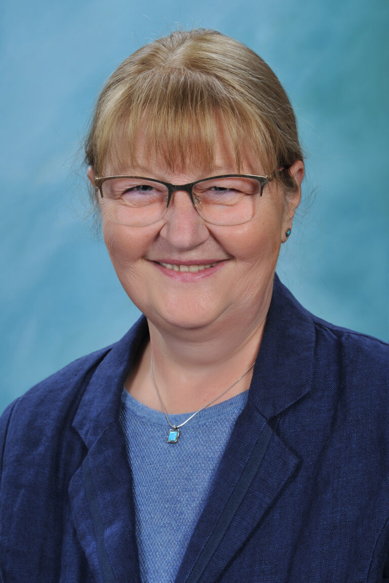 Sáry Márta