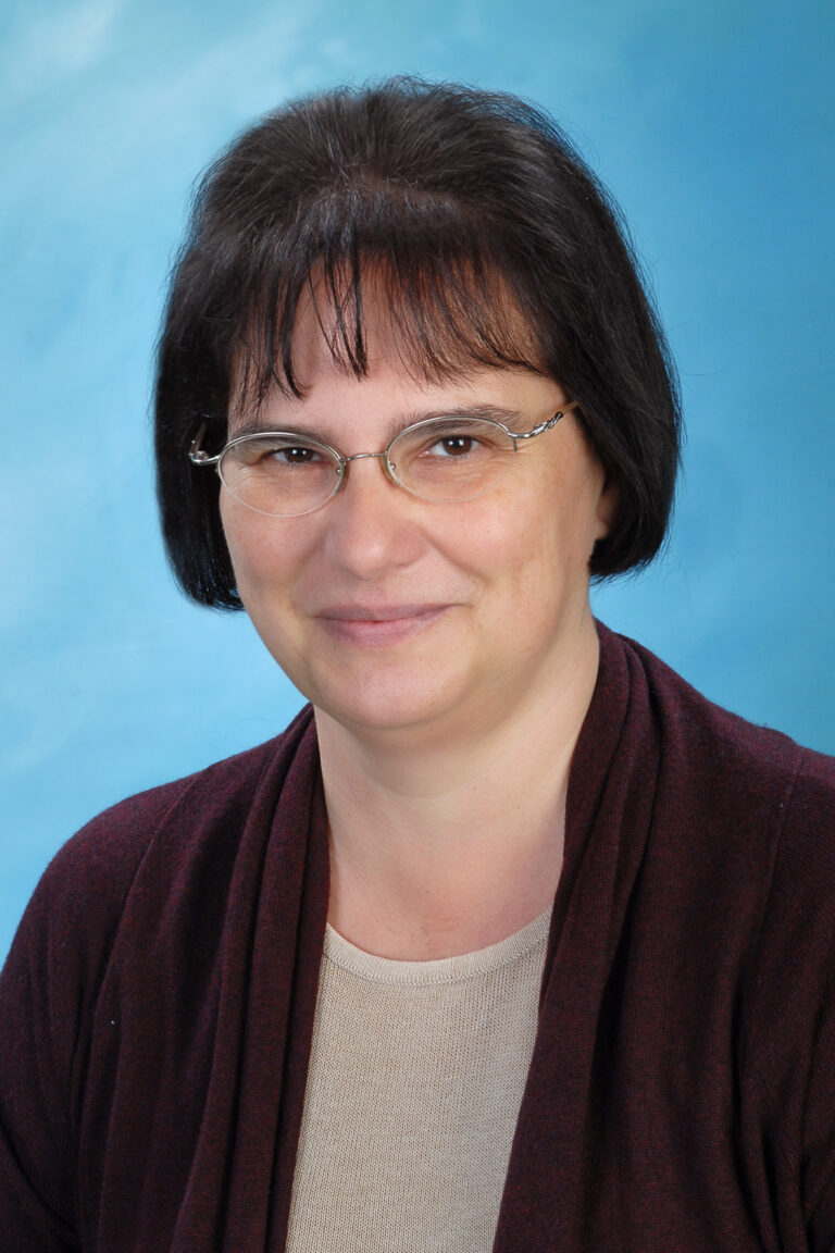 Tamásy Eszter
